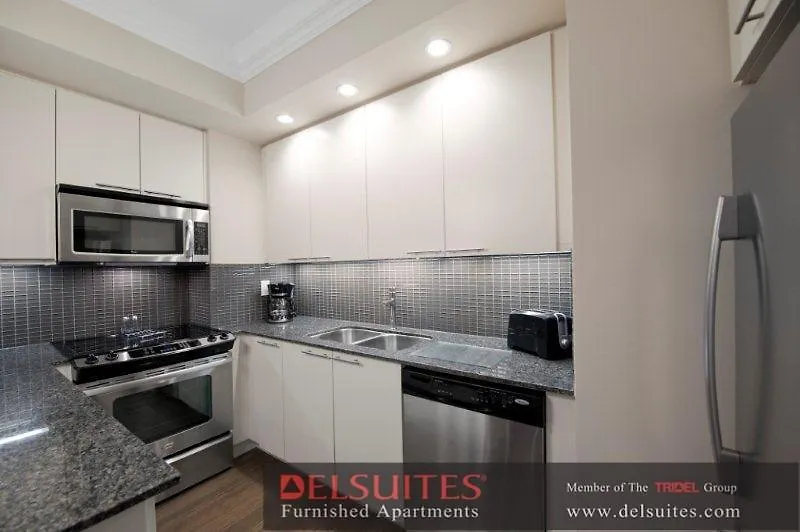 Delsuites - Republic Toronto 5*,